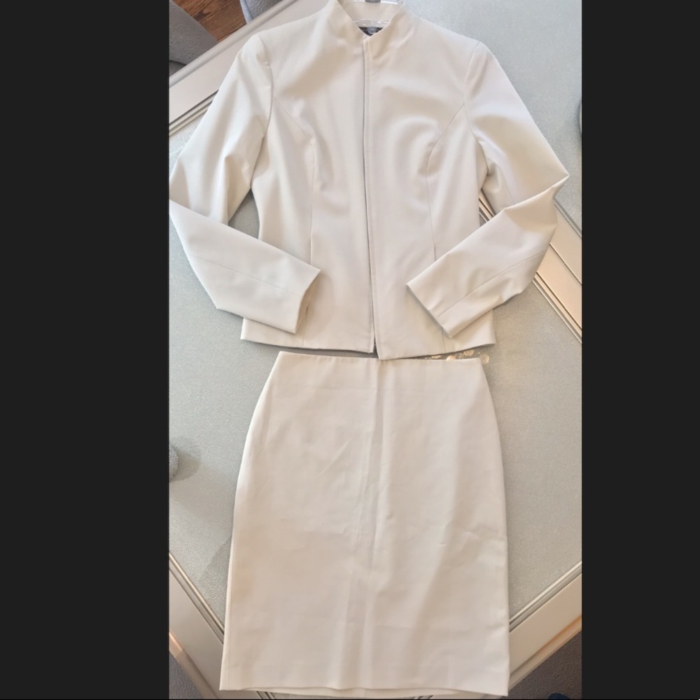 Women’s skirt suit